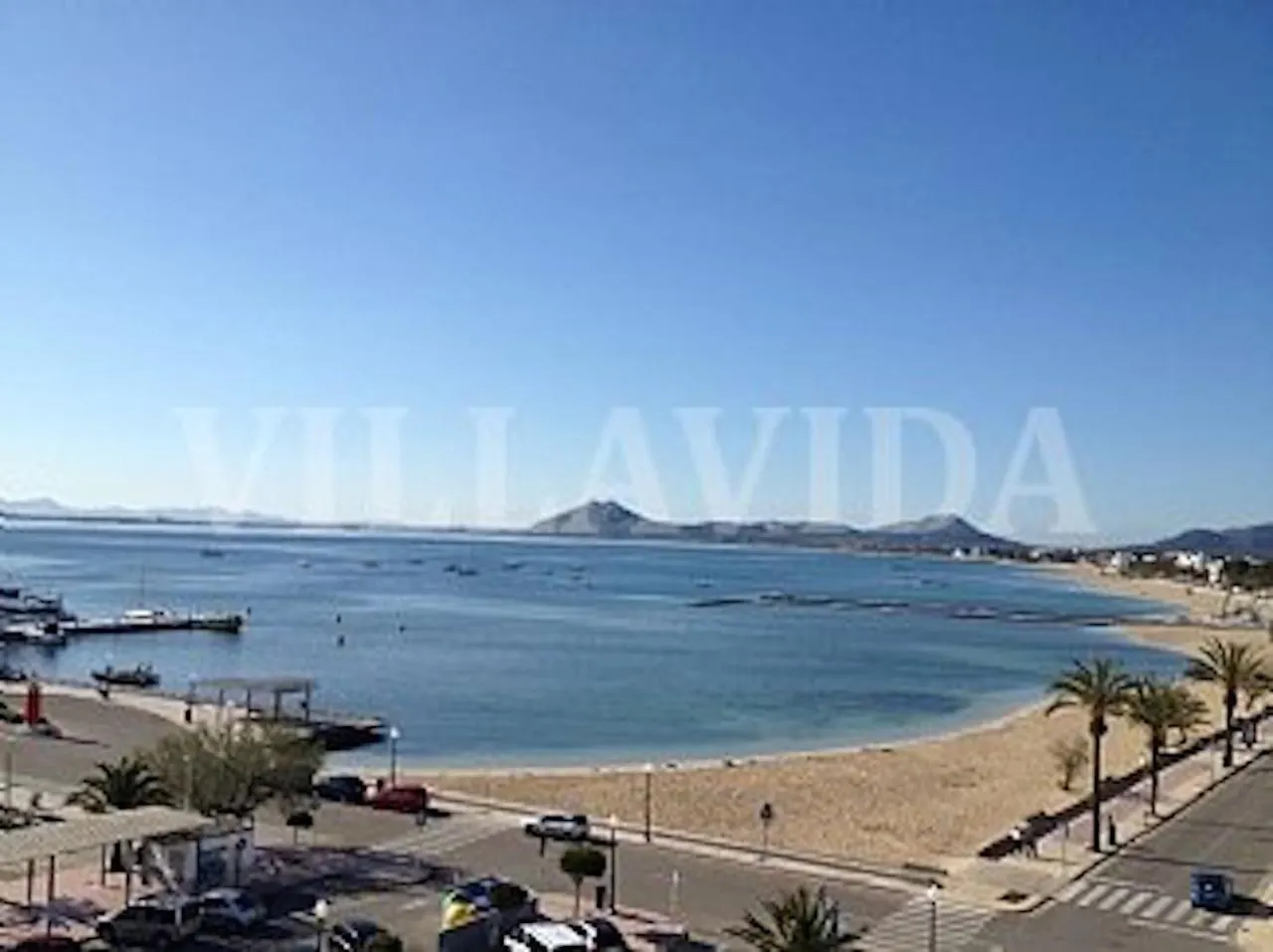 Penthouse Frontline Apartment Next To Beach Pollenca
